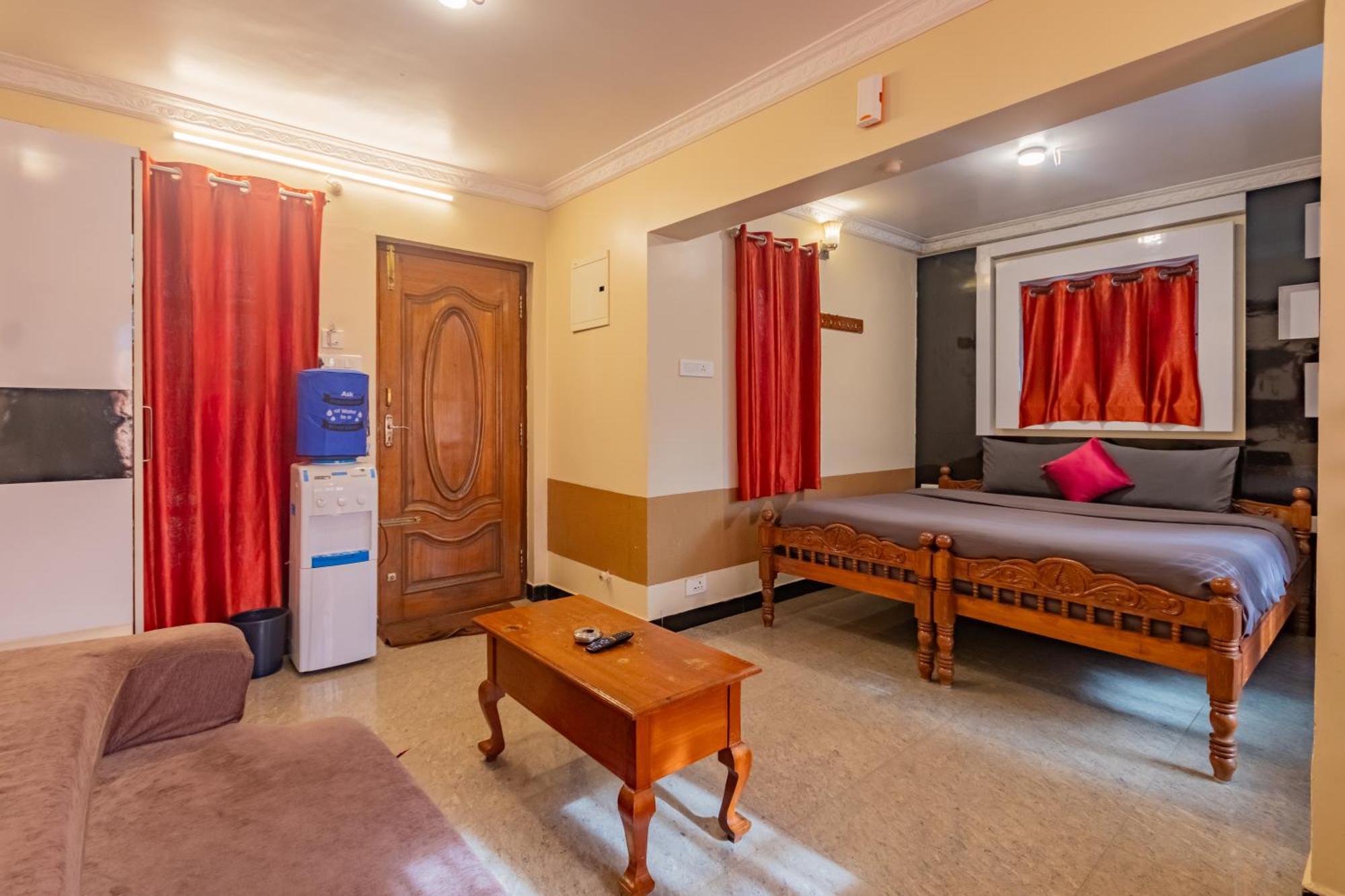 Ganga'S Sri Balaji Cottage ウーティ エクステリア 写真