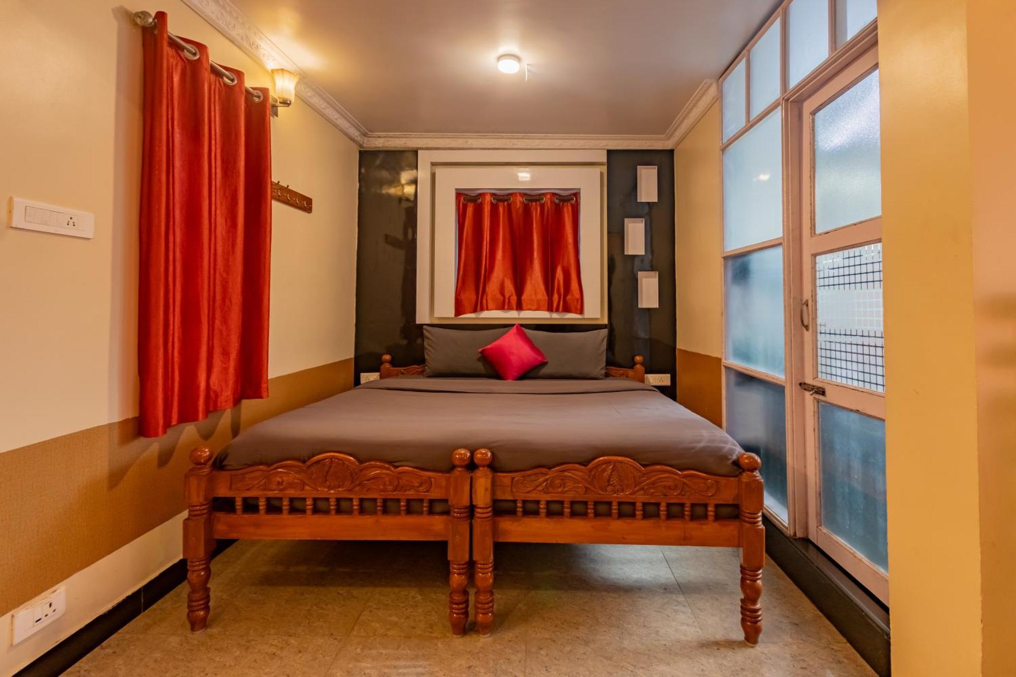 Ganga'S Sri Balaji Cottage ウーティ エクステリア 写真